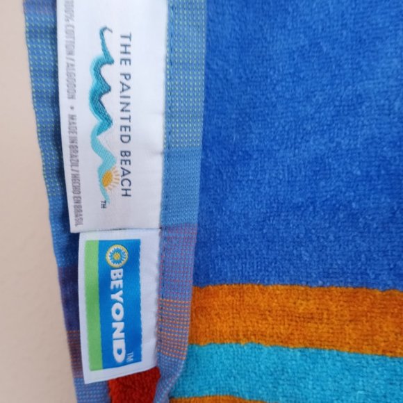 Extra Large Luxurious "The Painted Beach" Beach Towels from Brazil. - Picture 4 of 5